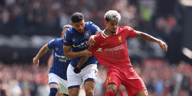 Liverpool vượt trội so với Ipswich.