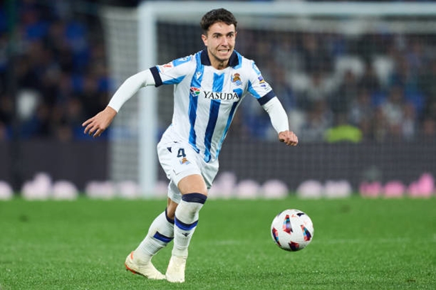 Martin Zubimendi từ chối chuyển tới Liverpool.