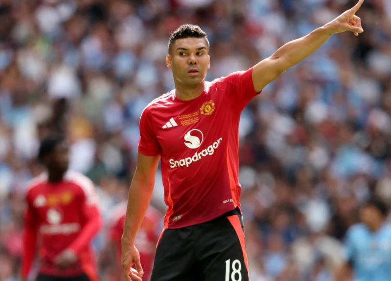 Casemiro gọn gàng hơn so với mùa trước.