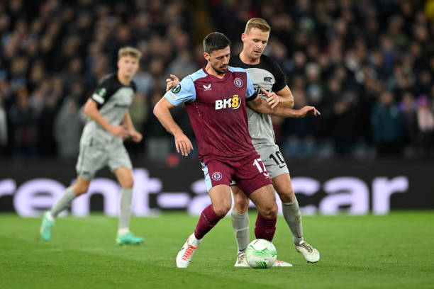 Lenglet có thể ở lại Camp Nou.