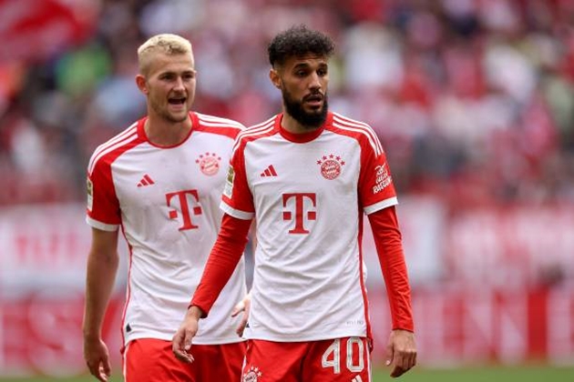 Manchester United đã gửi lời đề nghị kép để ký hợp đồng với bộ đôi Matthijs de Ligt và Noussair Mazraoui.