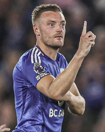 Sau đó, anh ám chỉ rằng Leicester đã có 1 chức vô địch Premier League.