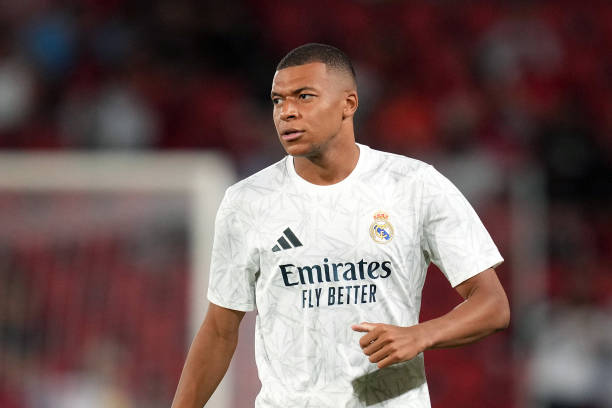 Nhìn chung, Mbappe đã thi đấu đầy nỗ lực nhưng lại thiếu đi sự hiệu quả cần thiết, chưa để lại nhiều ấn tượng trong ngày ra mắt.