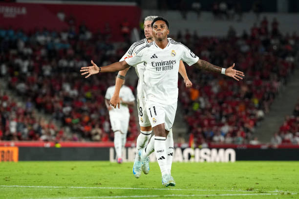 Ngay từ phút thứ 13, Rodrygo Goes đã đưa Real vượt lên dẫn trước, và có lẽ các cổ động viên của Los Blancos cũng đã bắt đầu nghĩ về một thắng lợi hủy diệt.