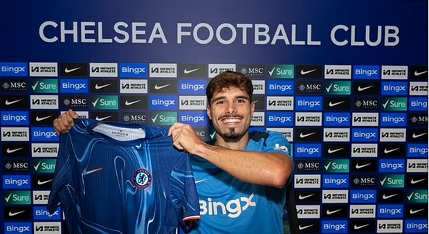 Neto là một trong những tân binh mùa này của Chelsea.