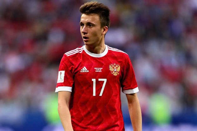 Ngôi sao Aleksandr Golovin của ĐT Nga không sang Việt Nam.