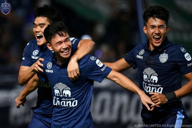 Buriram Utd là ông lớn của bóng đá ĐNÁ.
