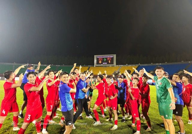 ĐT U16 Việt Nam có màn thể hiện đáng nhớ tại Trung Quốc. Ảnh: VFF