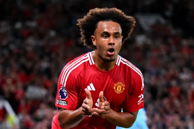 Zirkzee toả sáng trước Fulham.