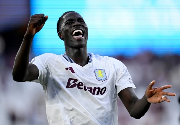 Tân binh Onana chơi quá hay ở trận ra mắt Aston Villa.