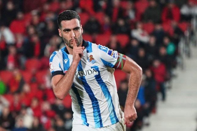 Arsenal bị hét giá vụ Merino.