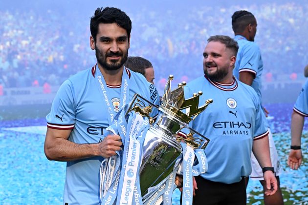 Gundogan từng có thời gian rất thành công trong màu áo Man City.