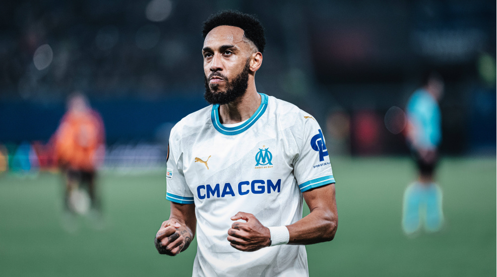 Auba chơi tốt ở nước Pháp.
