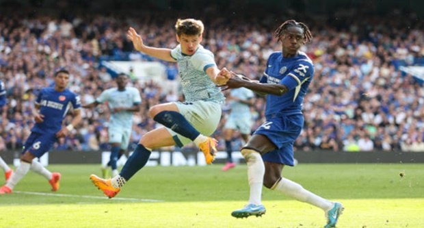 Palace nhắm đến Chalobah.