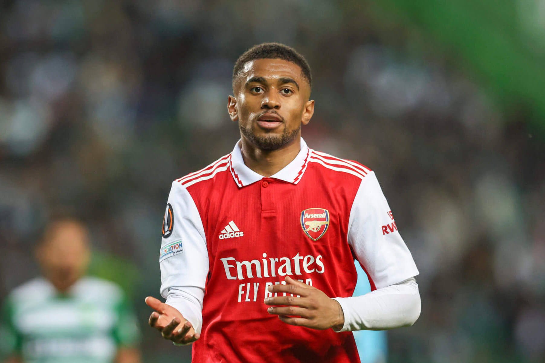 Nelson có thể rời Arsenal.