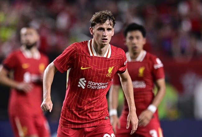 Morton vẫn ở lại Liverpool thay vì đến Leverkusen.
