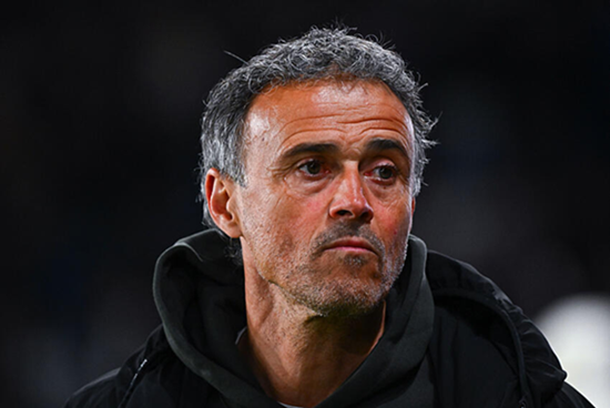 Chelsea rút lui nhưng PSG cũng không chiêu mộ Osimhen.