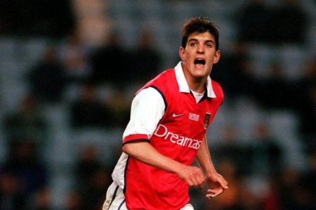 Niccolo Galli là cầu thủ Ý đầu tiên gia nhập học viện Arsenal vào năm 1999.