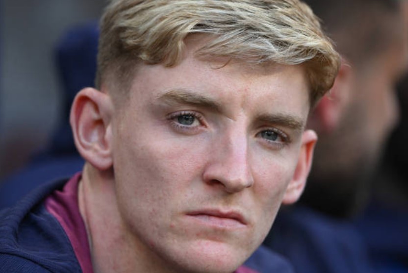 Gordon là chữ ký đầy tham vọng của Liverpool.