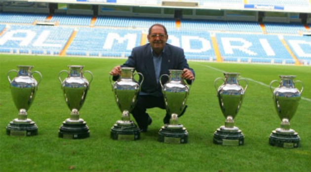 Cố huyền thoại Gento của Real Madrid.