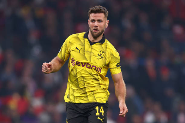 Fullkrug có một mùa giải thành công cùng Dortmund.