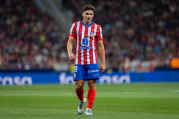 Julian Alvarez chưa thể ghi bàn cho Atletico Madrid.