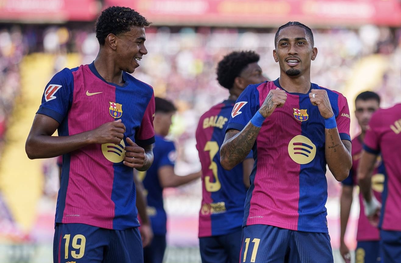 Sự tiến bộ của Yamal khiến Raphinha có thời điểm tưởng như không còn tương lai ở Barca.