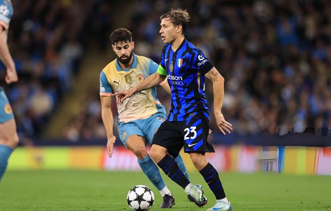 Barella chơi tốt trong trận gặp Man City.