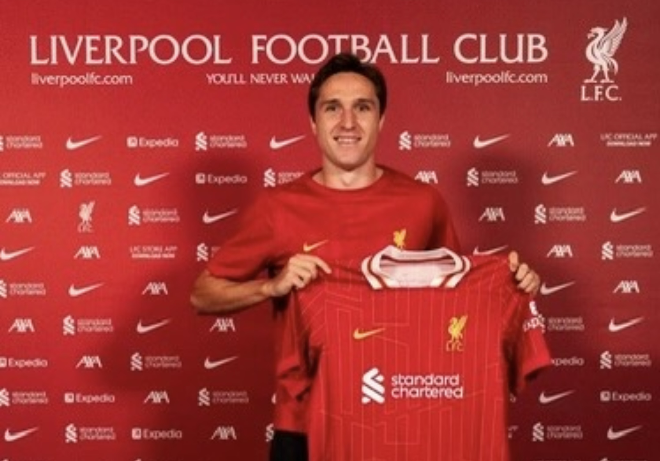Bayern Munich có cơ hội chiêu mộ Chiesa trước khi Liverpool vào cuộc.