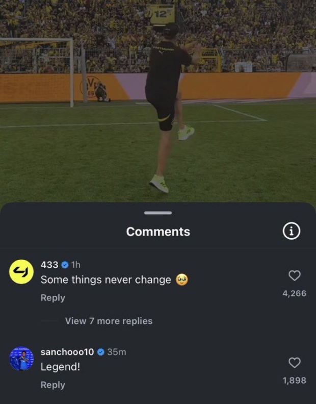 Sancho cảm thán tài năng của Jurgen Klopp.