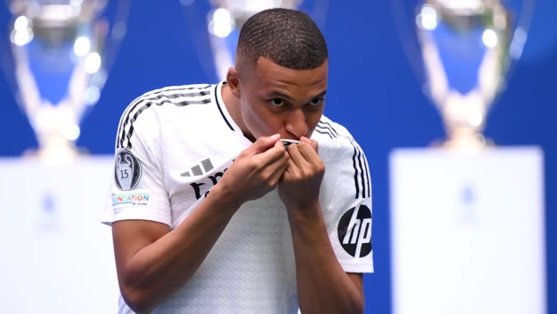 Mbappe đang nhận mức thù lao cao ngất ngưởng.