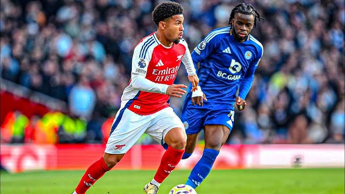 Ethan Nwaneri chơi ấn tượng trước Leicester.