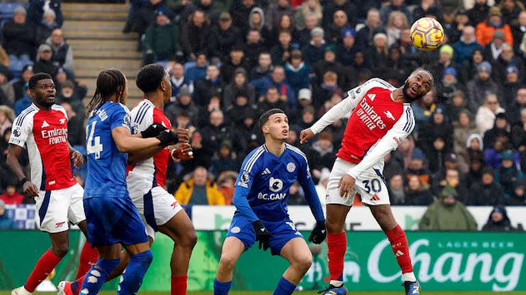 Raheem Sterling có màn trình diễn gây thất vọng.