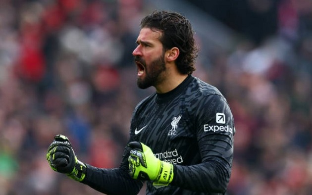 Liverpool giữ được 3 điểm trọn vẹn nhờ sự xuất sắc của Alisson.