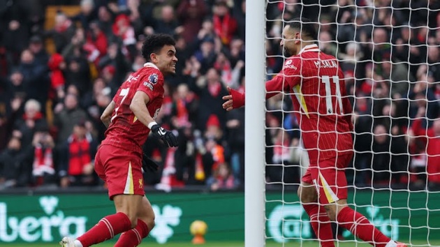 Liverpool xây chắc ngôi đầu BXH.