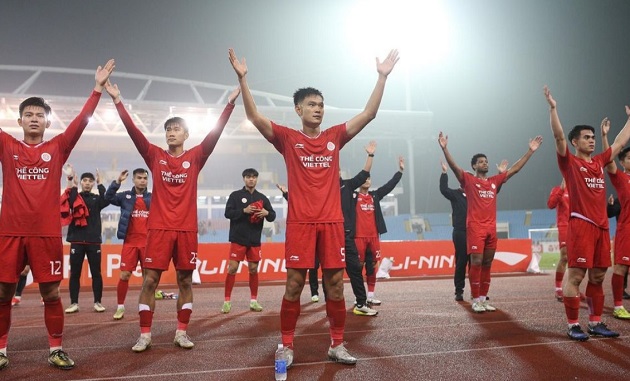 Không dễ để các đội bóng ở V.League kéo NHM đến sân.
