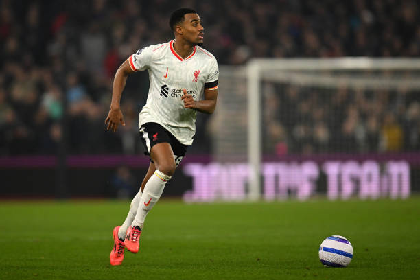 Gravenberch có dấu hiệu quá tải.