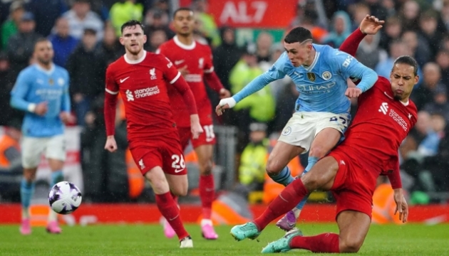 Liverpool là thử thách khó nhằn với Man City.