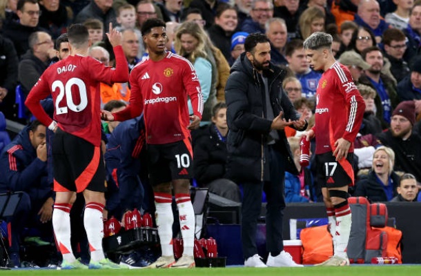 Rashford đã phải rời MU sau những bất đồng với Amorim.