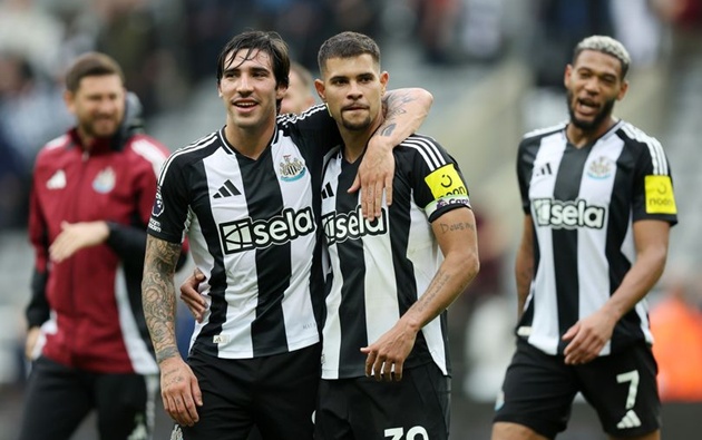 Tonali và Guimaraes được Arsenal chú ý.