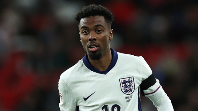 Amorim muốn đưa Angel Gomes trở lại Man United để giải quyết khủng hoảng tuyến giữa.