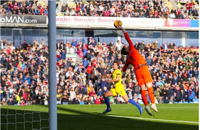 TRỰC TIẾP Burnley 0-0 Chelsea: Morata đánh đầu nguy hiểm (H1) - Bóng Đá
