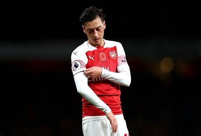 5 ngôi sao Arsenal cần bán ngay vào tháng Giêng: Bệnh binh, công thần góp mặt