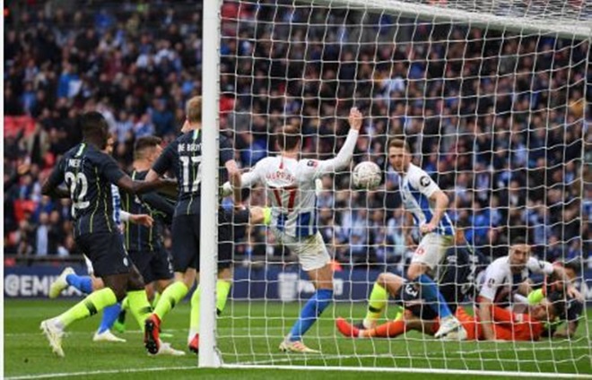 TRỰC TIẾP Man City 1-0 Brighton: Shane Duffy bỏ lỡ đáng tiếc (H2) - Bóng Đá