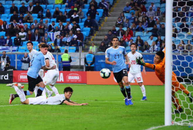 ảnh sau trận Uruguay vs Nhật Bản - Bóng Đá