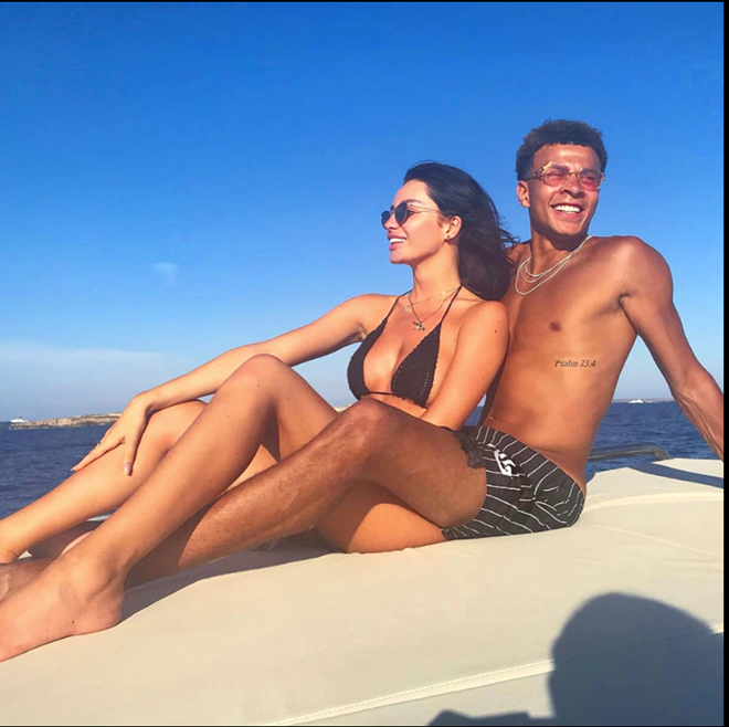 Dele Alli whisks Ruby Mae off for romantic holiday in Mykonos after pair sparked rumours they were back together - Bóng Đá