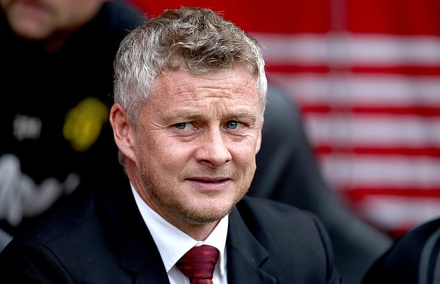 Tình hình Big Six EPL sau loạt trận quốc tế: Man Utd khốn đốn