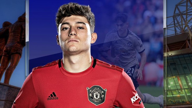 Daniel James is carrying Manchester United's attack at the moment - Bóng Đá
