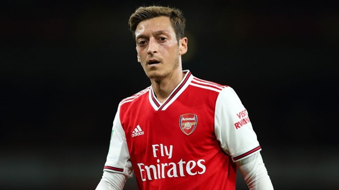 Mesut Ozil: Arsenal's highest-paid player being left out by Unai Emery - Bóng Đá