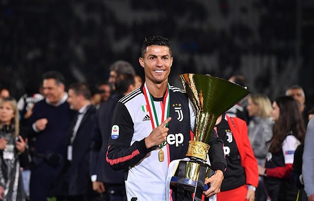 Ronaldo sẽ trở thành tỷ phú bóng đá như thế nào? - Bóng Đá